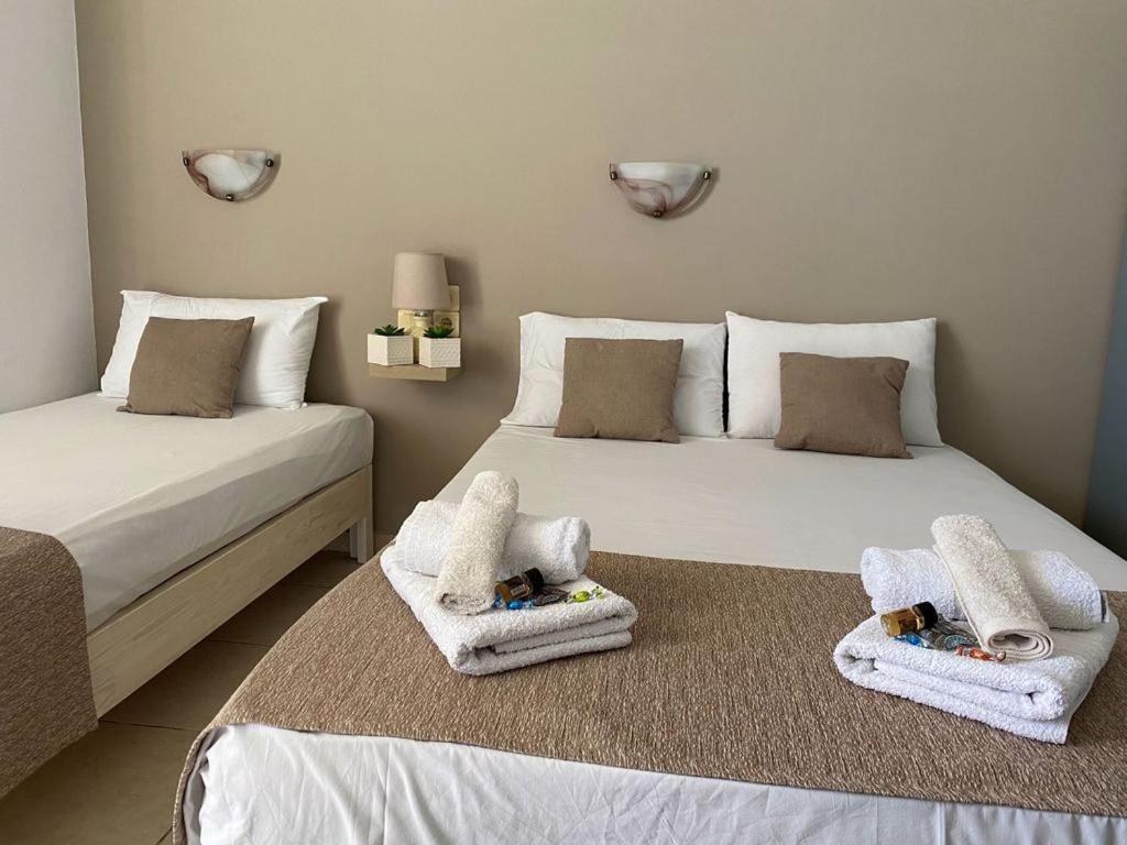 Aparthotel Edelweiss Tsoútsouros Esterno foto